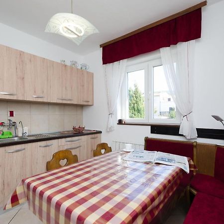Apartment Bozena Punat Exterior photo